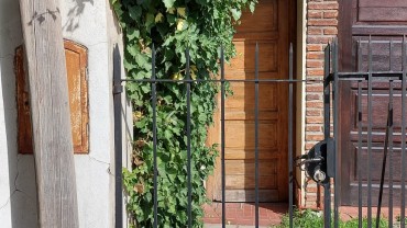 Casa interna en alquiler en Sarmiento 650